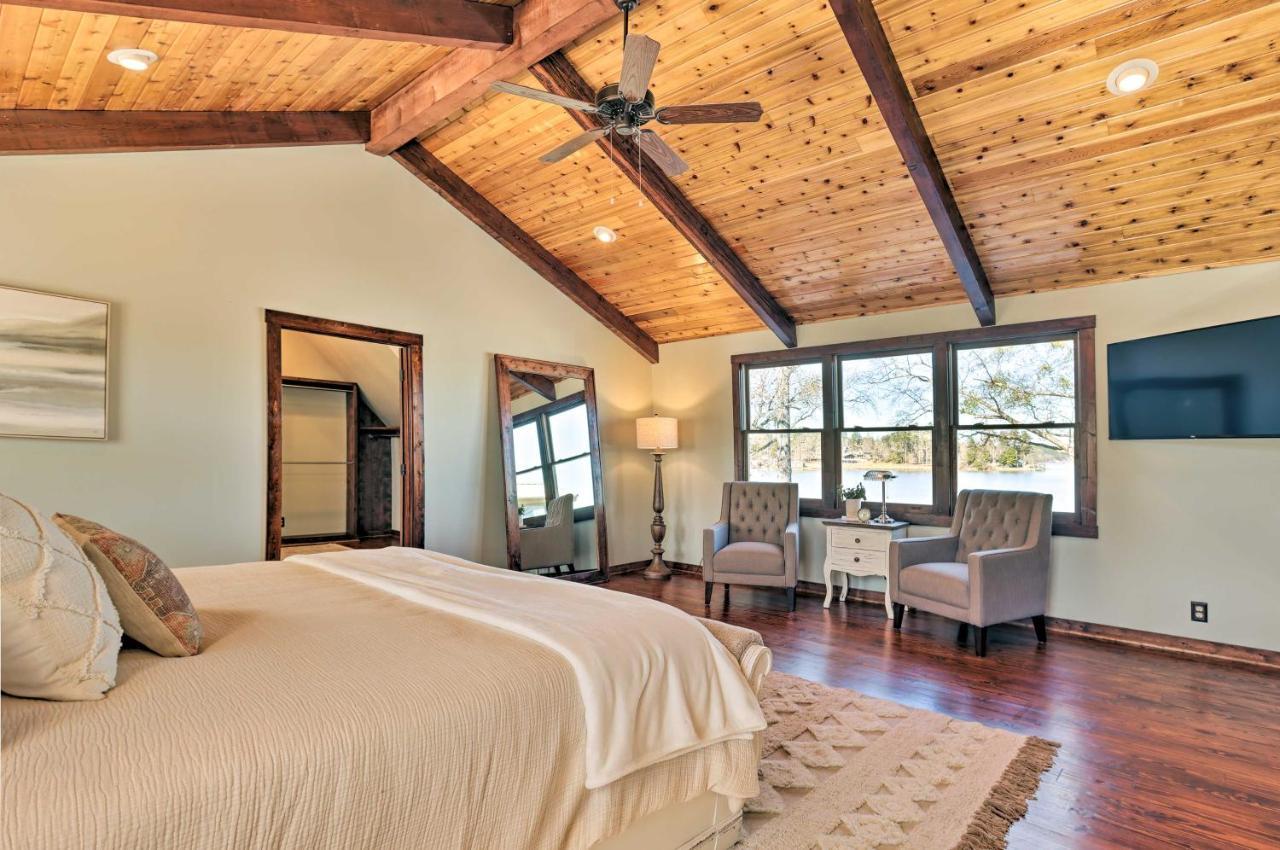 Lay Lake Access And Views Expansive Shelby Home! Kültér fotó