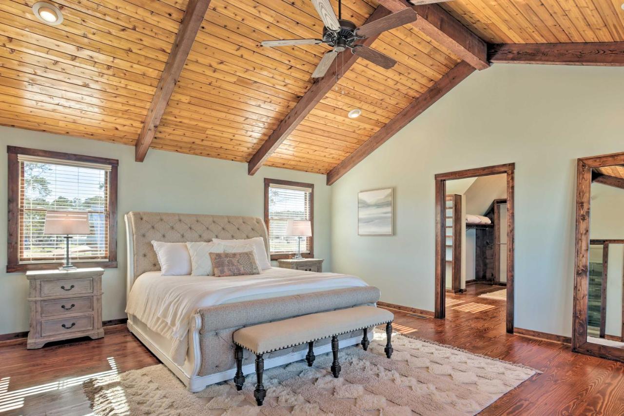 Lay Lake Access And Views Expansive Shelby Home! Kültér fotó