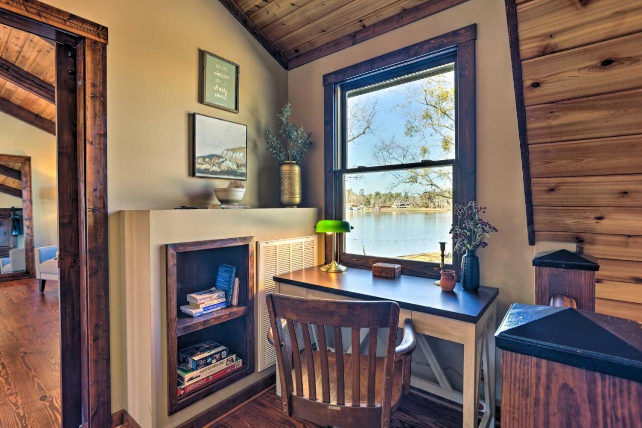 Lay Lake Access And Views Expansive Shelby Home! Kültér fotó